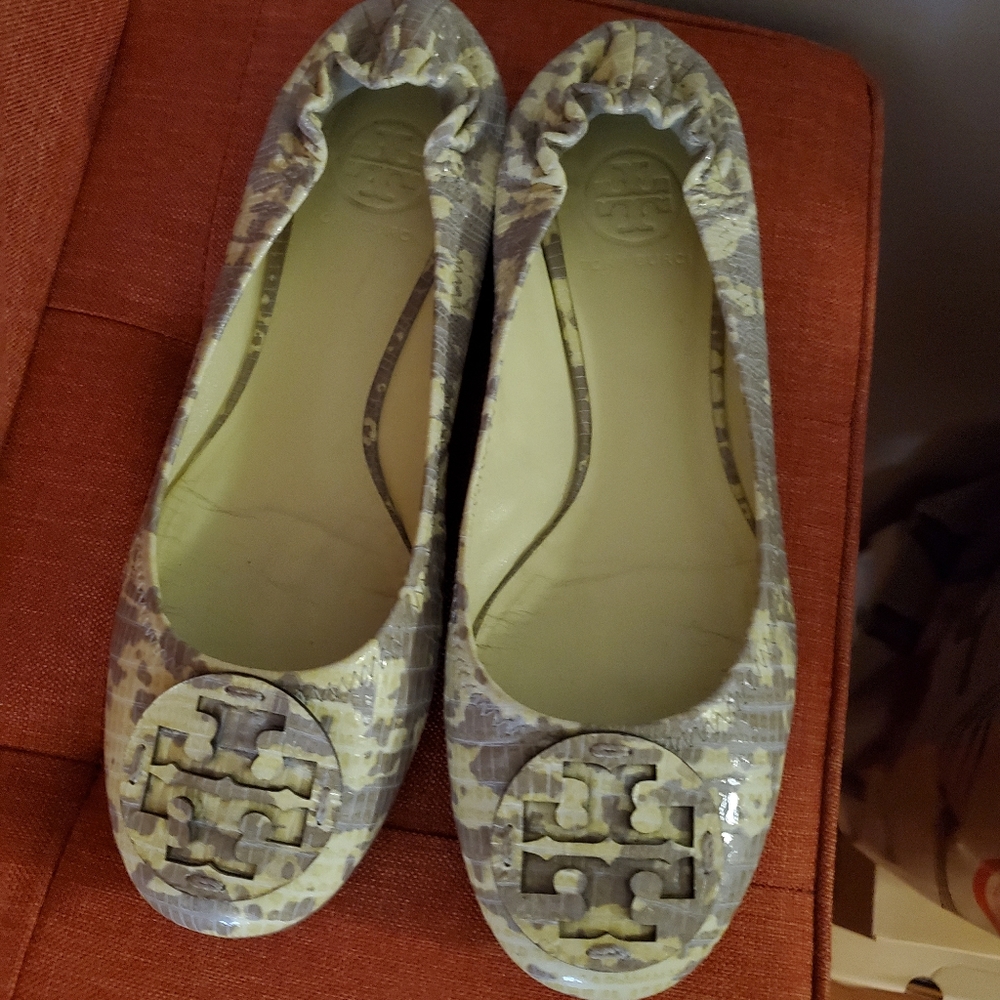 Tory Burch Flat (Used)